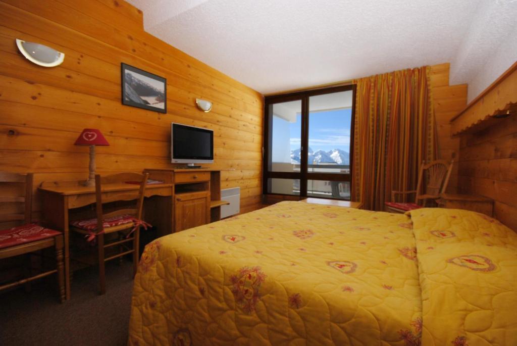 Hotel Le Dome Alpe d'Huez Екстериор снимка