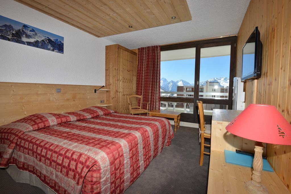 Hotel Le Dome Alpe d'Huez Екстериор снимка