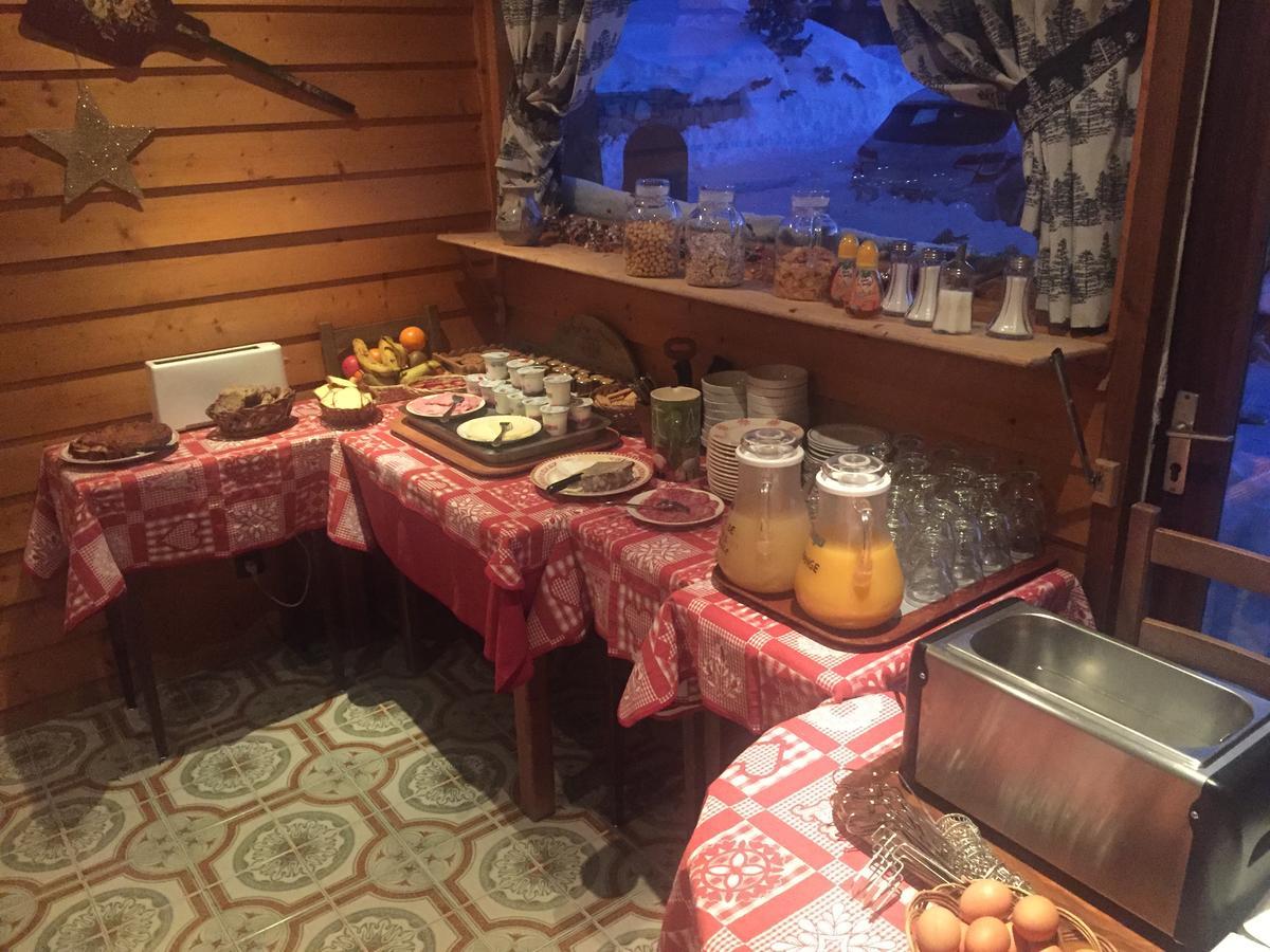 Hotel Le Dome Alpe d'Huez Екстериор снимка